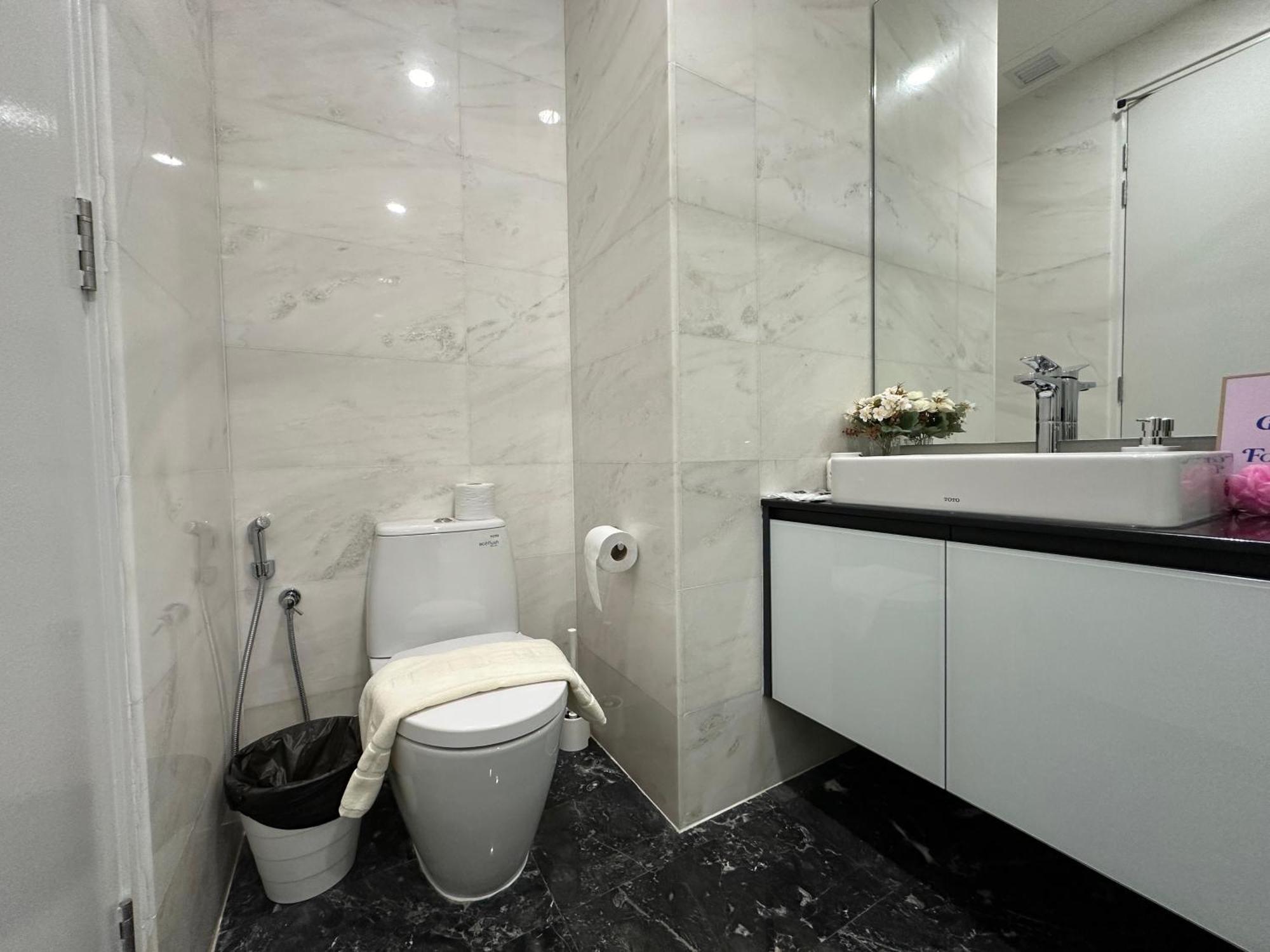 Royce Residences By Romeo Bnb Kuala Lumpur Exteriör bild